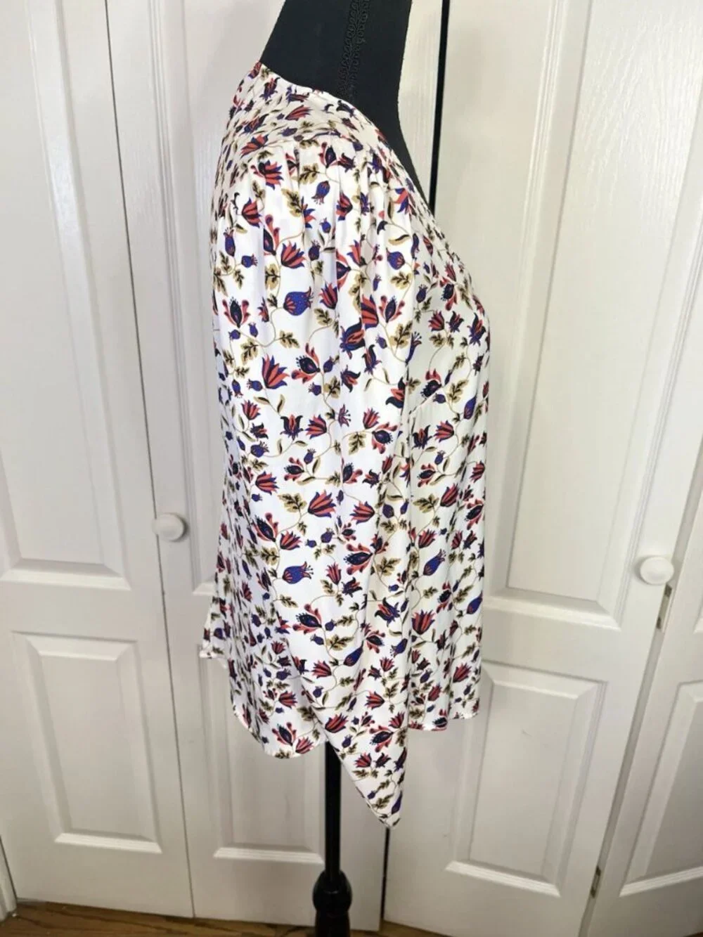 Banana Republic Long Puff Sleeve Floral Blouse Sz S Boho Satin V Neck Office